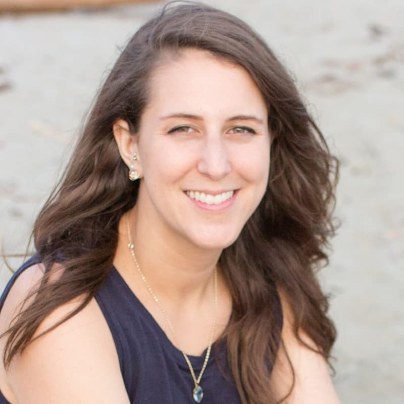 Photo of Laurel Aasen