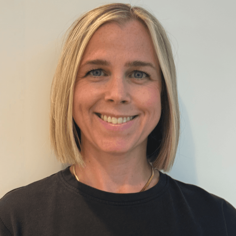 Photo of Sarah Laundy